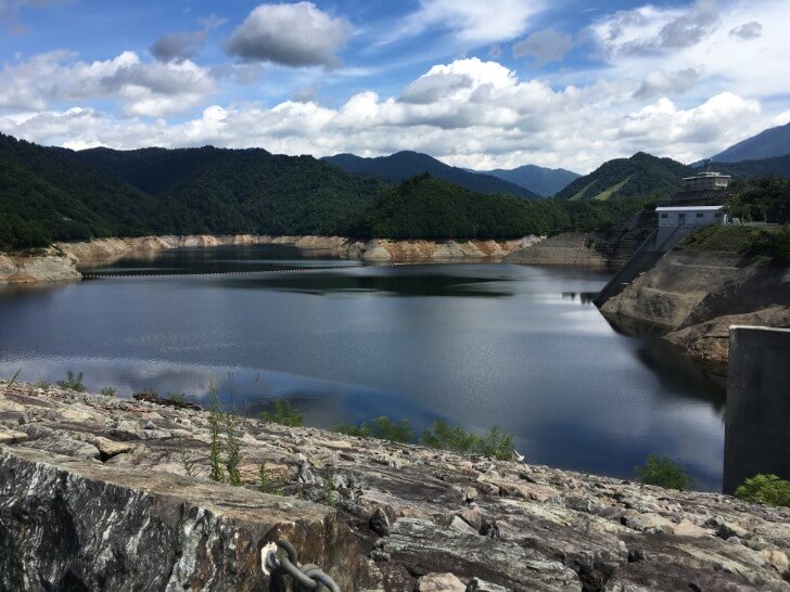 奈良俣ダムの貯水湖